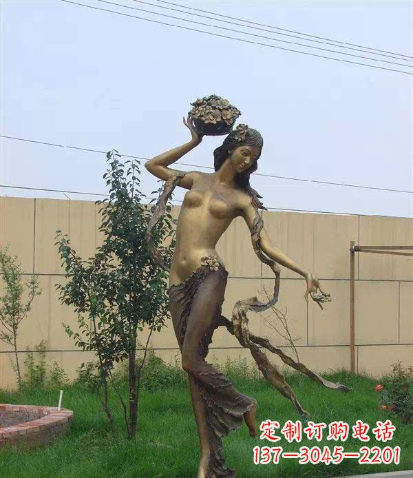 益阳西方美女公园人物铜雕