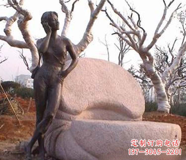 益阳现代女人打电话铜雕
