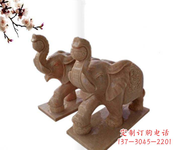 益阳象鼻朝天的大象晚霞红招财石雕