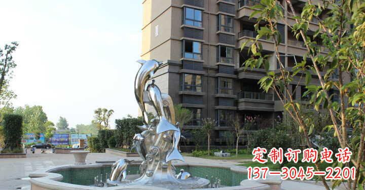 益阳小区不锈钢跳跃海豚景观雕塑