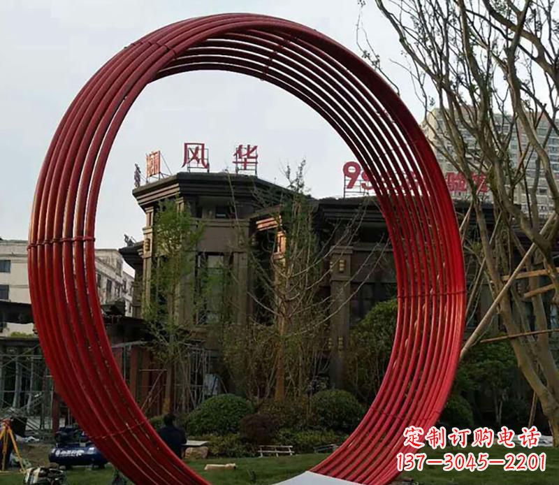 益阳小区不锈钢圆环景观雕塑