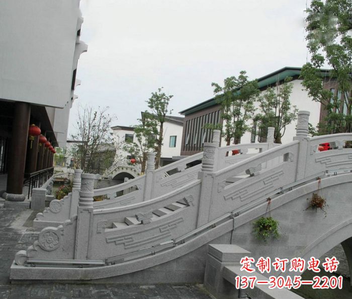 益阳小区景观大理石拱桥