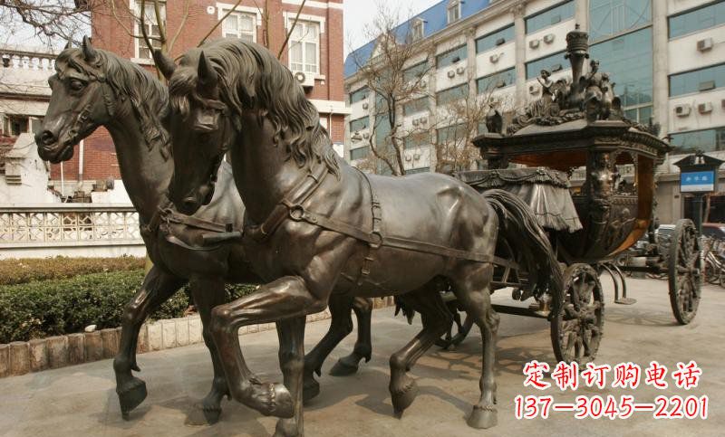 益阳小区欧式马车铜雕