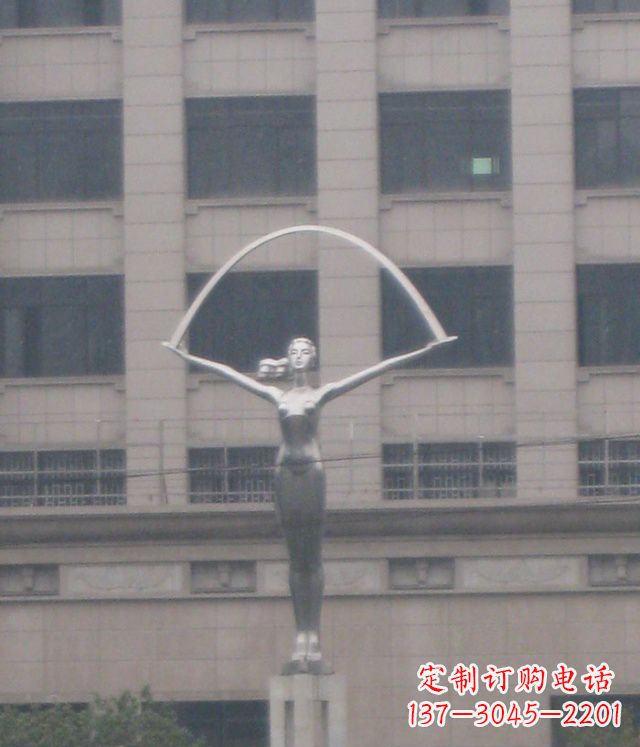 益阳校园不锈钢女孩雕塑