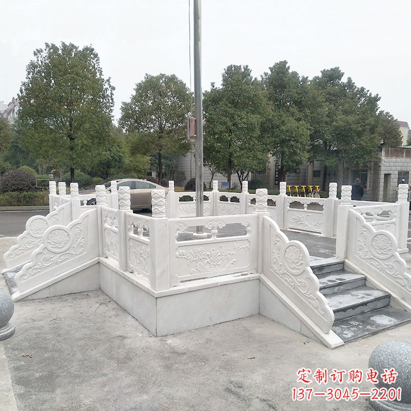 益阳校园广场石雕升旗台