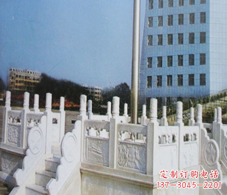 益阳校园汉白玉升旗台景观石雕