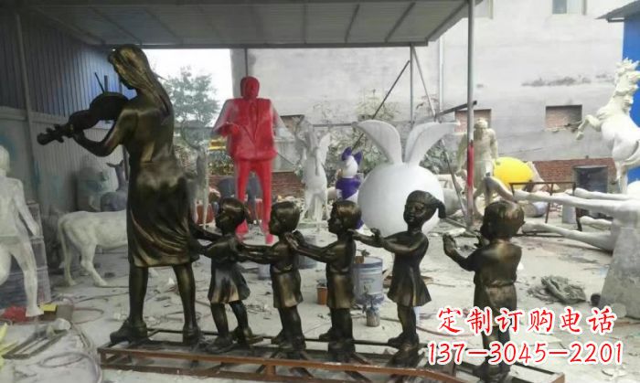 益阳校园老师和儿童铜雕