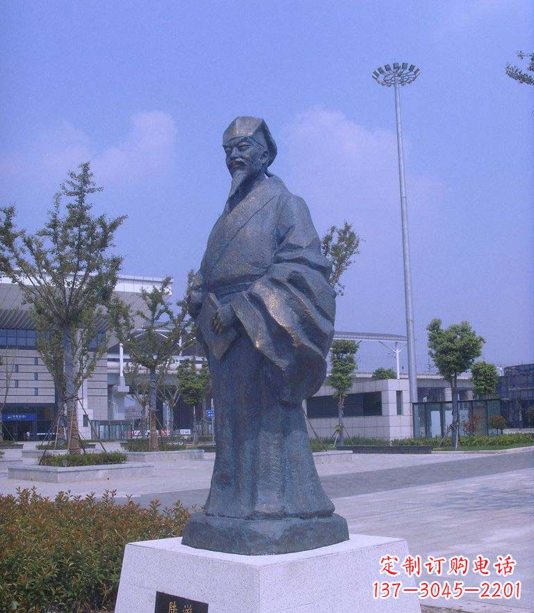 益阳校园陆游名人铜雕