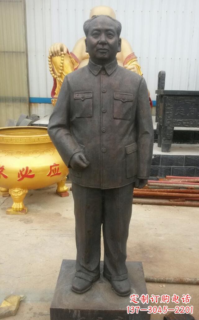 益阳校园毛主席伟人铜雕