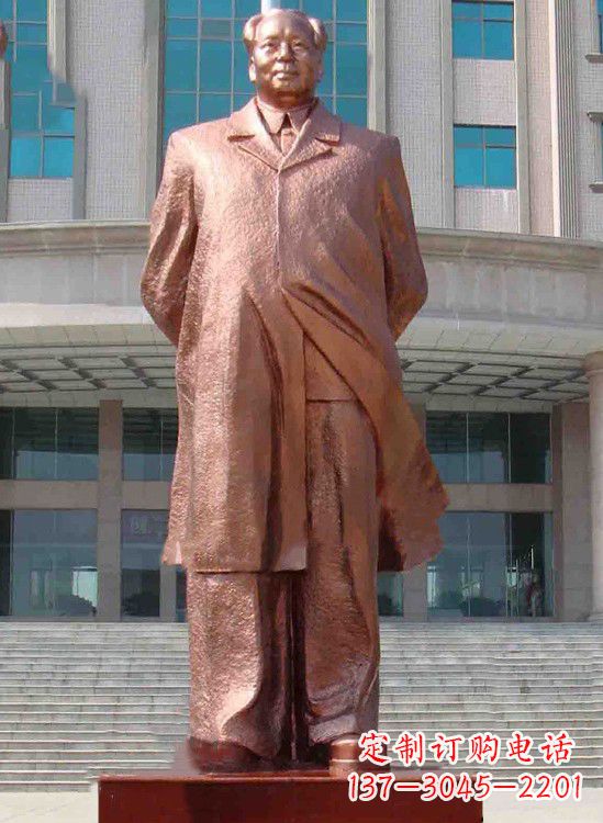 益阳校园毛主席铜像