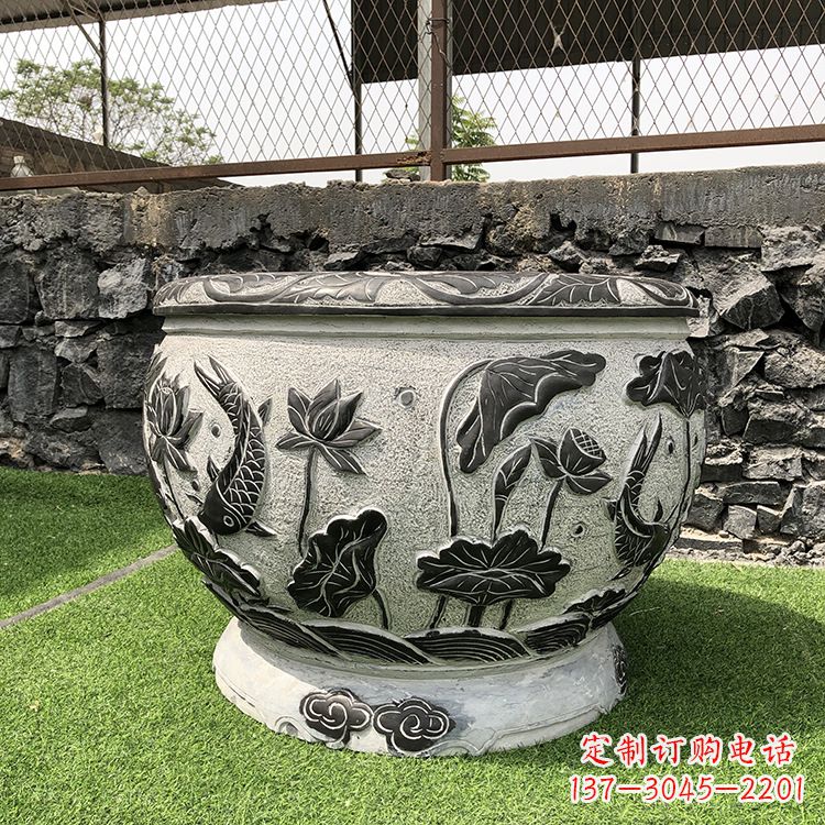益阳鱼纹水缸石雕