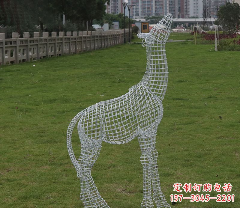 益阳园林镂空仰头麋鹿不锈钢雕塑