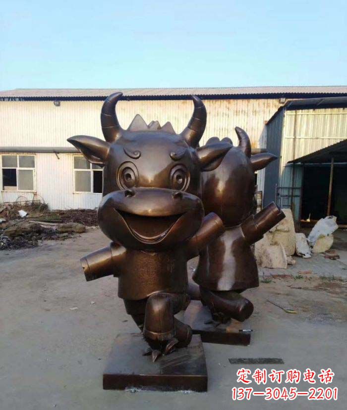 益阳招财牛玻璃钢仿铜动物雕塑