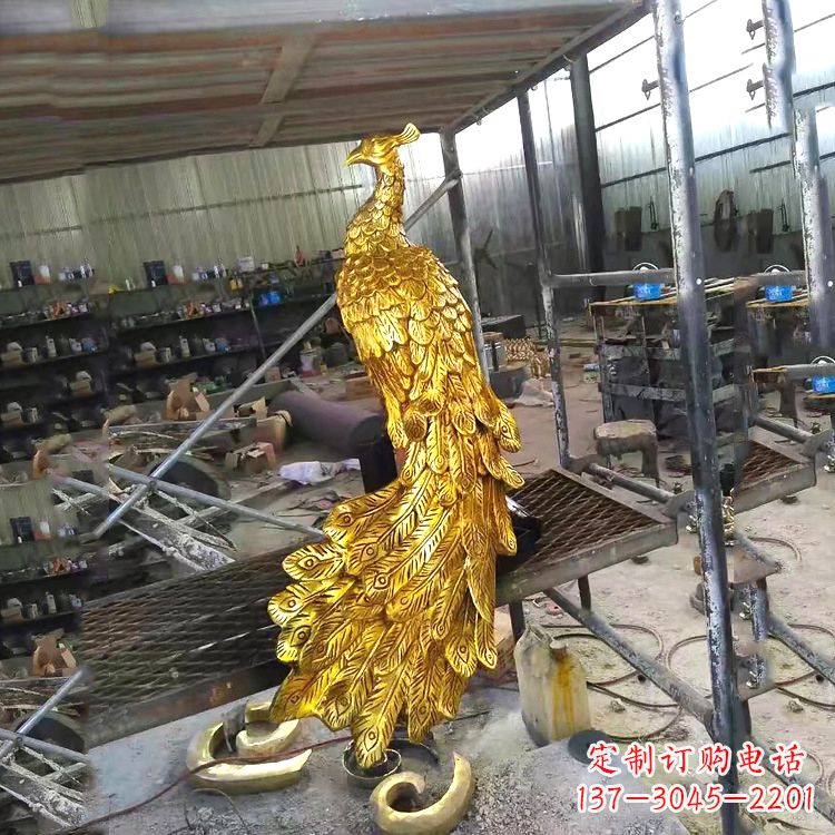 益阳中国古代传说中的瑞鸟凤凰鎏金铜雕