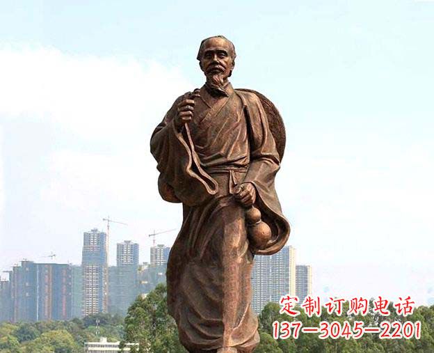 益阳中华古代名医华佗铜雕像
