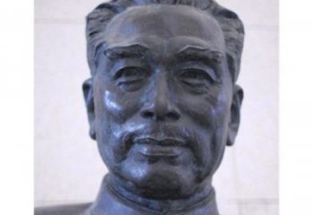 益阳周恩来头像铜雕