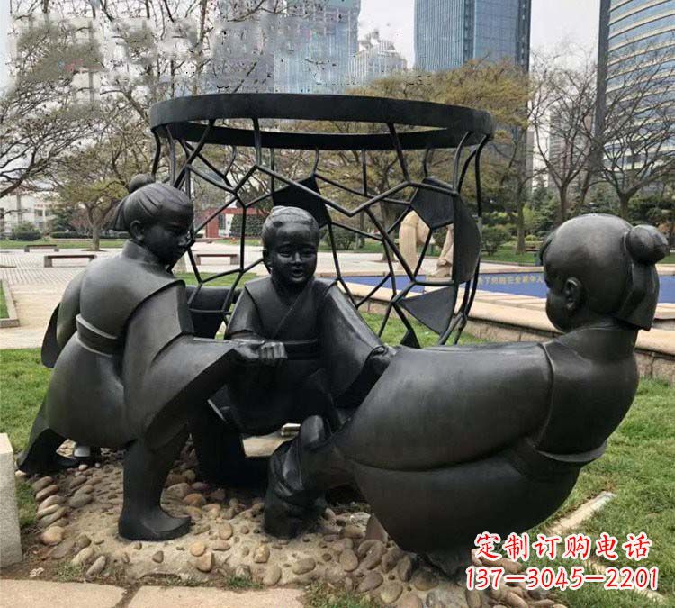 益阳铸铜公园司马光砸缸儿童雕塑