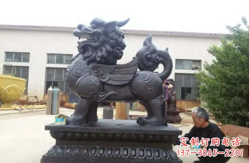 益阳铸铜门口貔貅雕塑