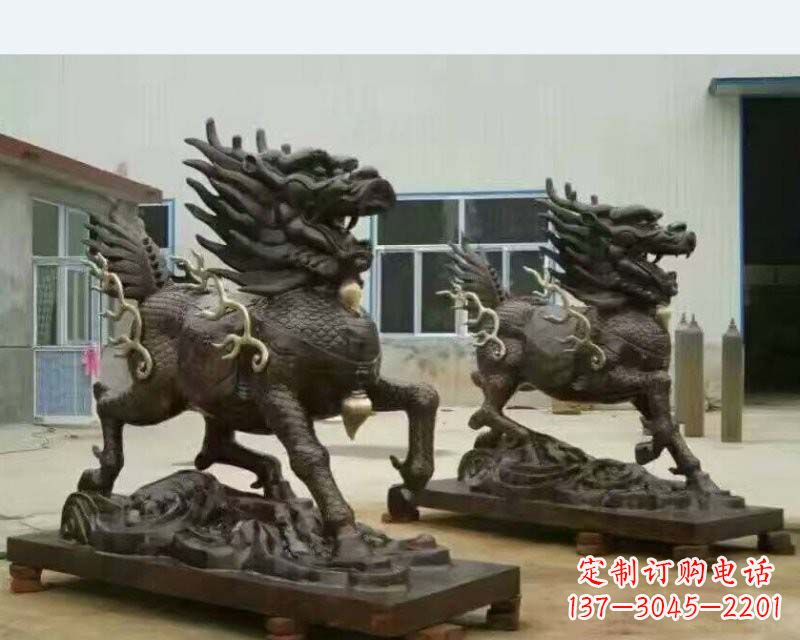 益阳铸铜踏浪麒麟雕塑