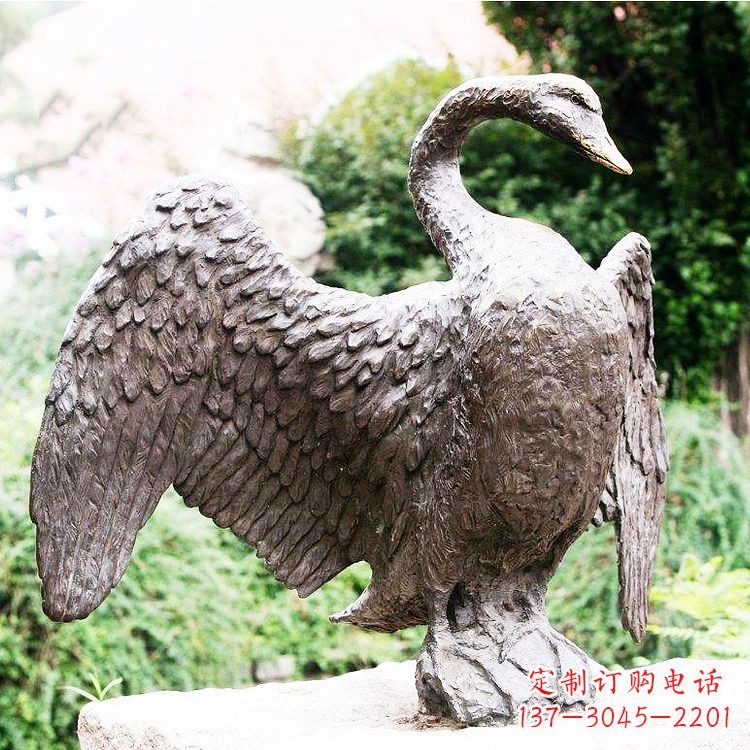 益阳铸铜天鹅雕塑