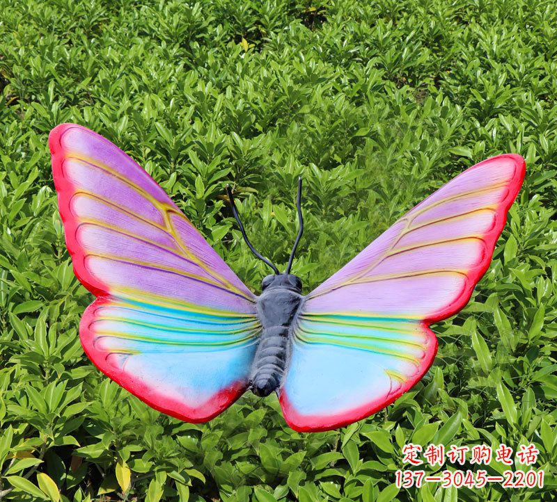 益阳紫红色仿真蝴蝶玻璃钢彩绘仿真动物雕塑