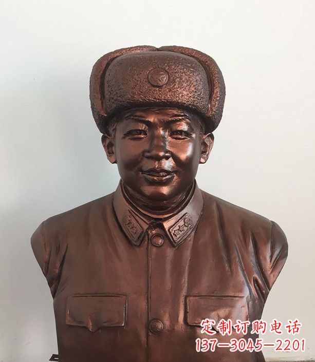 益阳紫铜雷锋半身像