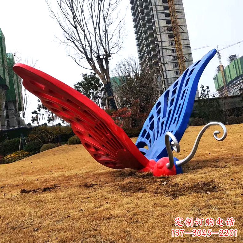 益阳蝴蝶雕塑-不锈钢彩绘门口蝴蝶雕塑