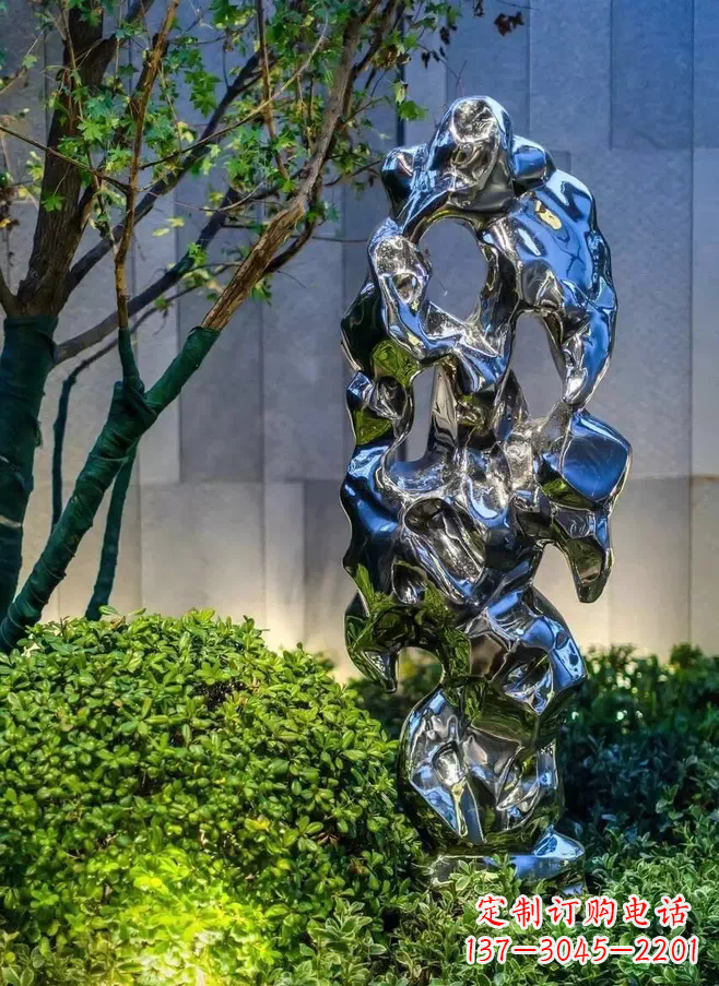 益阳太湖石雕塑-园林景观不锈钢镜面抽象太湖石雕塑